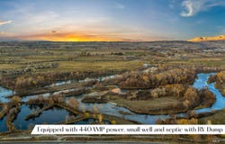 Cascade Road, Emmett, ID 83617