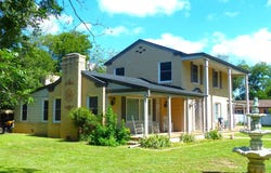 1408 S China, Brady, TX 76825