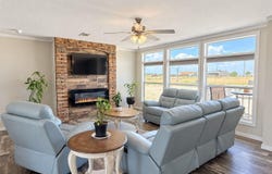700 County Road 423, Taylor, TX 76574