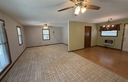 82 S Oak Street, Melbourne, AR 72556