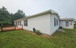 321 CADGEWITH W, LANSING, MI 48906
