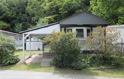 11 Crescent Drive, Brattleboro, VT 05301