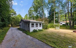 5438 Leckrone Road, Brethren, MI 49619