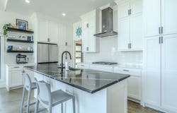 136 Deer Park Loop, Mabank, TX 75156