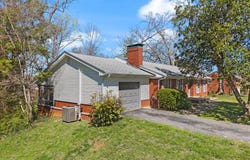 325 Maple Avenue, Burnside, KY 42519