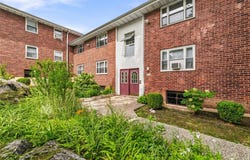 836 N Broadway, Yonkers, NY 10701