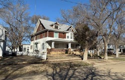 123 N Walnut St, Beloit, KS 67420