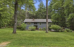 18 Hemlock Hill Rd, Great Barrington, MA 01230