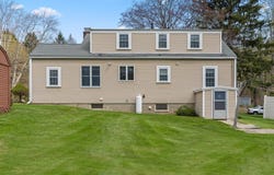 557 Main St, West Newbury, MA 01985