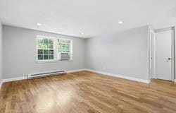 23 Frank St, Dracut, MA 01826