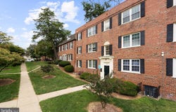 2016 37TH Street SE, WASHINGTON, DC 20020
