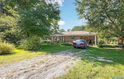 35 Prayer Barn Road, Hartselle, AL 35640