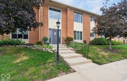 536 E Hunters Drive, Carmel, IN 46032