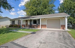 20 CARDINAL Drive, HANOVER, PA 17331