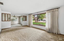 212 Hilldrop St, Caldwell, ID 83605