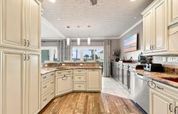 8520 Gulf Boulevard, Navarre, FL 32566