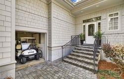 7 Sparnel Road, Savannah, GA 31411