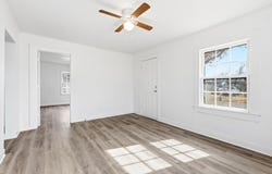 803 E 14th Street, Bonham, TX 75418