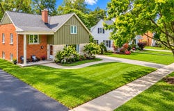 724 S Kensington Avenue, La Grange, IL 60525