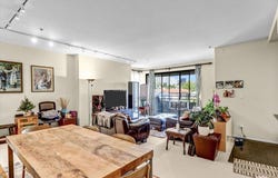 9836 Vidor Dr, Los Angeles, CA 90035