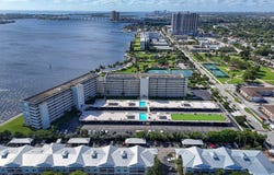 801 Lake Shore Drive, Lake Park, FL 33403