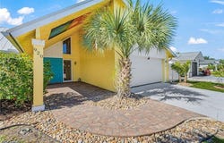 920 SE 33rd Street, Cape Coral, FL 33904