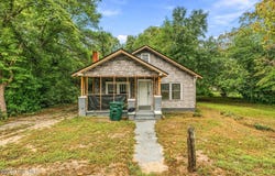 309 Pine Street, Hamlet, NC 28345