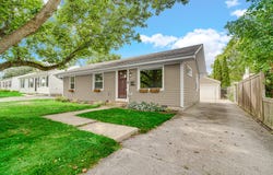 1106 Sumner Street, Wheaton, IL 60189
