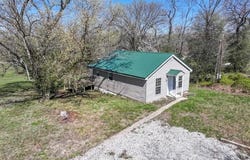 8 E hwy, Steelville, MO 65565