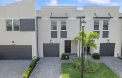 3947 SE Mentmore Lane, Stuart, FL 34997