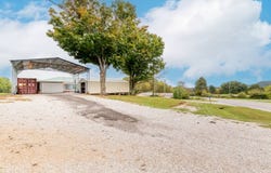 7442 N Jackson Highway, Magnolia, KY 42757