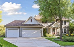 19015 31st Avenue N, Plymouth, MN 55447