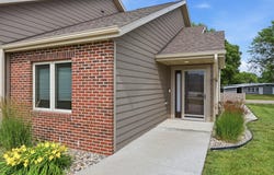 300 Prairie Bluff Dr., Sergeant Bluff, IA 51054