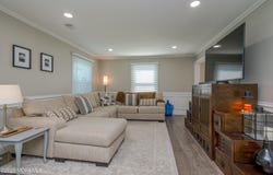 60 Midvale Lane, Willingboro, NJ 08046