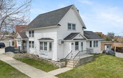 602 Jackson Street, Petoskey, MI 49770
