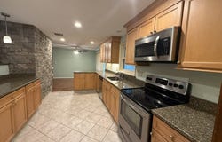 24 Wedgemere Rd, Beverly, MA 01915
