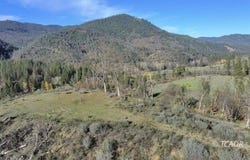 480 Oak Ranch Rd, Lewiston, CA 96052