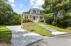 9804 Heath Place, Emerald Isle, NC 28594