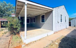 611 E 3RD Street, Dumas, TX 79029-4010