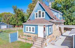 6630 Augusta Road, Chaska, MN 55318