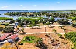 136 Harbor Circle lot: 2, Mathis, TX 78368