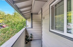 29700 SW COURTSIDE Dr, Wilsonville, OR 97070
