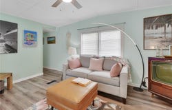 109 CYPRESS Drive, DEBARY, FL 32713