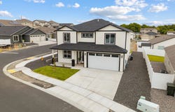 1750 NE 8th Pl, Hermiston, OR 97838