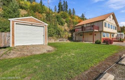 218 W Main St, Hope, ID 83836