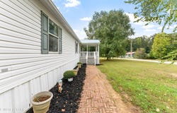 136 Camp Davidson Rd, Vonore, TN 37885