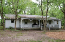 23206 HWY 310, COMO, MS 38619