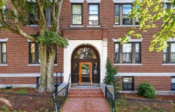 15 Park Vale Ave 11, Boston, MA 02134