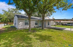 205 Sandra Street, Edna, TX 77957