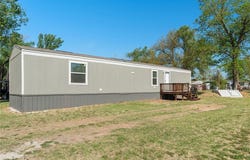 716 W 2nd Street, Watonga, OK 73772